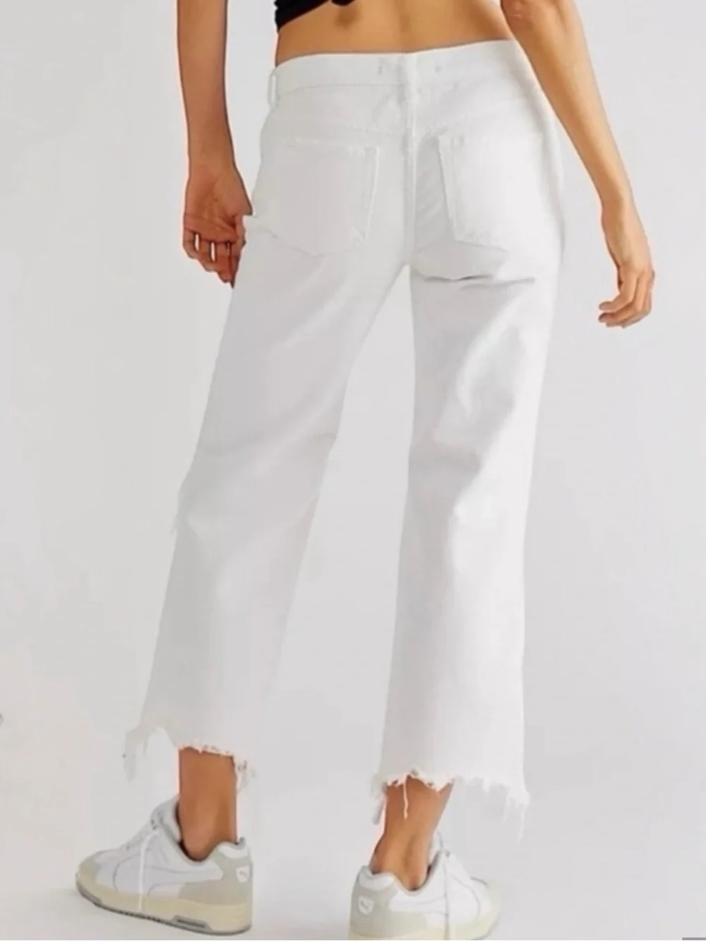 FREE PEOPLE WE THE FREE Maggie Beachy Shredded Distressed White Cropped Jeans